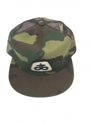Vintage Pioneer Seeds Hat Cap Snap - Back Trucker Farmer Mesh Camouflage K Brand