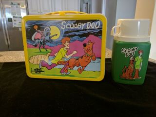 Vintage 1973 Scooby Doo Lunchbox & Thermos Yellow Rim C8.  5 R5