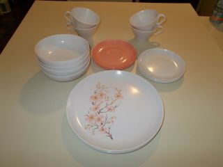 20 Pc Harmony House Melmac Dishes White/coral/blossom