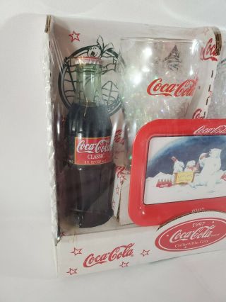1997 COCA - COLA Collectible POLAR BEAR CHRISTMAS Gift SET Glasses and Red Tray 2