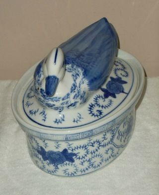 Vtg Asian Blue & White Covered Dish Ceramic Duck Lid Mallard Serving Casserole 2