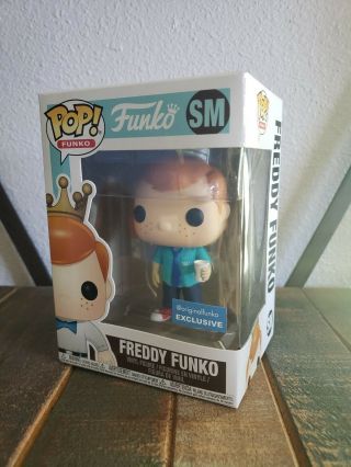 Ultra - Rare 2017 Funko Exclusive Pop Vinyl Social Media Freddy Funko Figure 1.  0