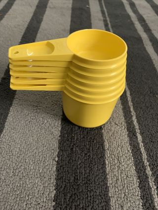 Set of 6 Vintage Yellow Tupperware Measuring Cups Nesting Set 761 - 766 2