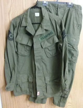 Vintage U.  S.  Air Force Olive Drab Military Uniform