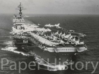 Uss Kitty Hawk Cv - 63 Authentic Us Navy Aircraft Carrier 8x10 Photo Vintage