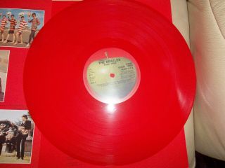 THE BEATLES DOUBLE ALBUM 1962 - 1966 GREATEST HITS ON RED VINYL LIMITED EDITION 3