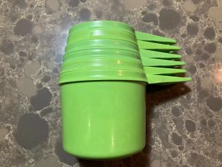 Vintage Tupperware Lime Green Nesting Set Of 6 Measuring Cups Single Owner