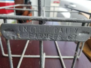 VINTAGE UNITED DAIRY FARMERS Wire Milkman Dairy Milk Bottle Carrier Wire Basket. 3