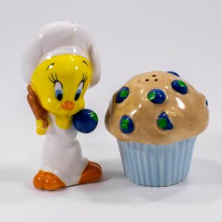 Tweety Bird The Baker & Muffin Salt & Pepper Shaker Set - Wb Looney Tunes Rare