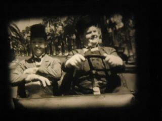 8 Busy Bodies Laurel and Hardy 1933 Blackhawk 4