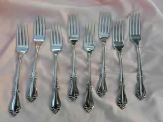 8 Dinner Forks In The Sutton Place Pattern - Wm Rogers Stainless - Oneida 7 3/8