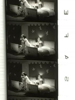 16mm Film MERRY CHRISTMAS Castle Films Campy Cheesy Short Subject. 4