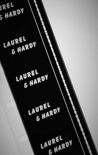 16mm features - babes in toyland - laurel & hardy film. 3