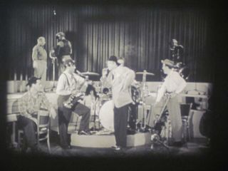 16 mm B & W Sound LS 11 Castle Films 1949 Lets Sing Kernels Of Korn 4