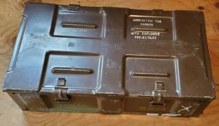 Military 81mm Metal Ammo Box - 3 Cartridges/mortar - 25 " X 10.  5 " X6 " M821