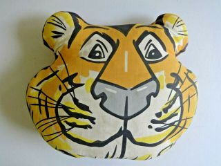 Esso Friends Of The Tiger Autograph Pillow 1970s