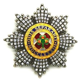 United Kingdom Star Of The Order Of St Patrick With Sw Crystals