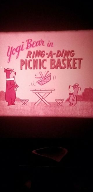 16mm - Hanna/barbera Cartoon.  Yogi Bear In " Ring A Ding Basket "