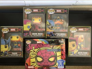 Marvel Blacklight Funko Pop Set Of 5 Pop S Spider - Man Tee Xl Combo Iron Man