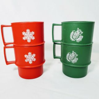 Set Of 4 Vintage Christmas Tupperware Coffee Cups Mugs Red Green Snowflake Doves