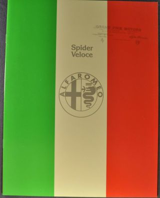1977 Alfa Romeo Spider Veloce 2000 Brochure Roadster 77