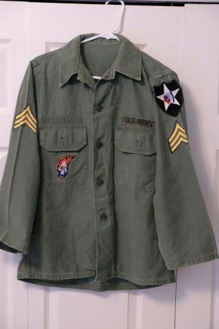 Us Military Korean War Era Fatigue Shirt With Cut - Edge Patches Sm - Med