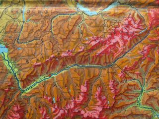 FANTASTIC VINTAGE PULL ROLL DOWN GEOGRAPHICAL SCHOOL MAP OF SWITZERLAND ALPS 6
