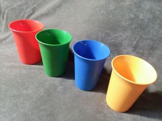Vintage Tupperware 109 Stackable 8 Oz Bell Tumblers Cups 4 Primary Colors Set