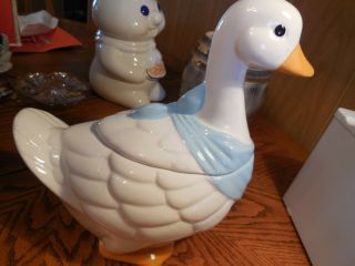 Large White Duck Cookie Jar With Blue Ribbon By Welcome