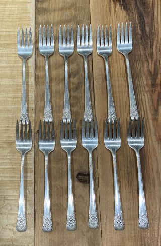 12 Vintage Rogers Deluxe Plate Silverplate Mountain Rose Salad Forks 6 1/2”