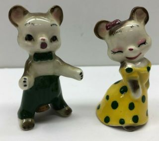Vintage Ceramic Kissing Bear Salt And Pepper Shakers,  Made In Japan