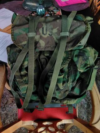 Us Military Medium Alice Pack Lc1 Camouflage With Aluminum Frame,  W/straps