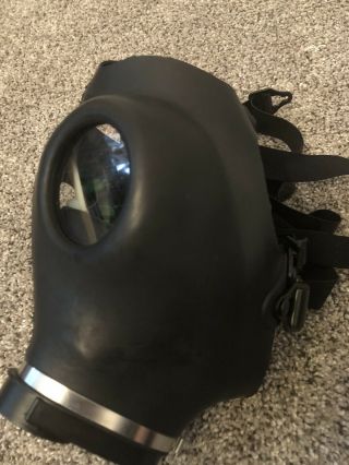 Israeli Gas Mask W/ FILTER (size Adult) 3