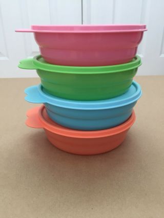 Tupperware Set Of 4 Microwave Cereal Bowls & Seals 2 - Cup/500ml
