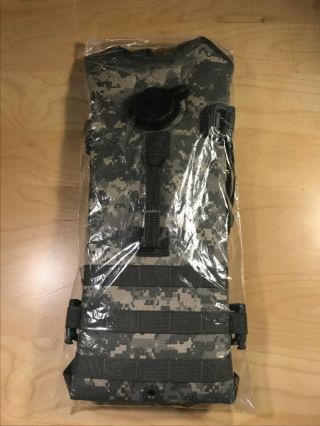 Usgi Us Army Surplus Molle Ii Acu Hydration Carrier Backpack W/ 3l Bladder