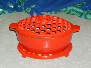 Cast Iron Stove Top Humidifier/steamer/moisturizer Accessory Red With Trivet 3pc