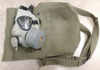 Vintage Us Army M9 Gas Mask Respirator W/ Filter And Carrier Bag