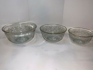 (3) Nesting Clear Glass Mixing Bowls Gold Trim White Ivy Leaves Raised Etching