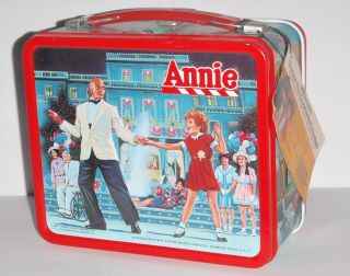 Vintage 1981 Little Orphan Annie Metal Lunchbox & Thermos Aladdin 2