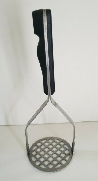 Vintage Maid Of Honor Potato Masher Black Riveted Notched Handle 10 " Tall