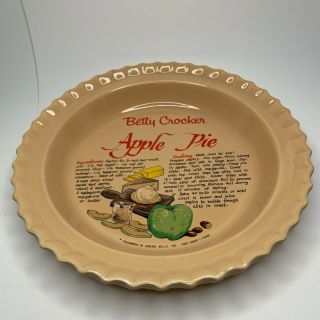 Vintage Betty Crocker Ceramic Apple Pie Baking And Serving Covered Dish