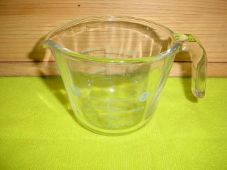 Martha Stewart Everyday Glass Measuring Cup 1 Cup / 8oz Green Lettering