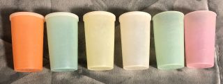 6 Vintage Tupperware " Millionaire Line " Pastel Drinking Cups/tumblers & 4 Lids