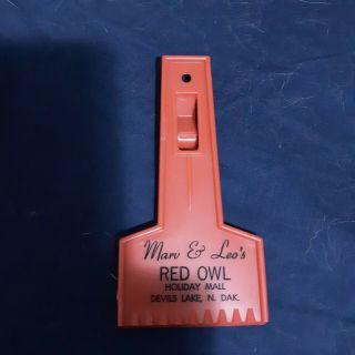 Vintage Very Rare Marv & Leos Red Owl Stores Ice Scraper