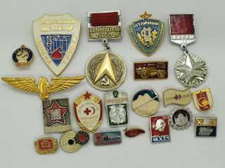 Ancient Soviet Ussr Badges Of Various Subjects 20pcs.
