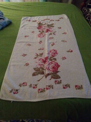 Vintage Cannon Red Pink Roses On White Bath Towel All Cotton Sweet