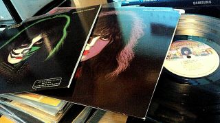 Kiss Solo Lps Paul Stanley Peter Criss Both Promos With Posters Nm Vinyl