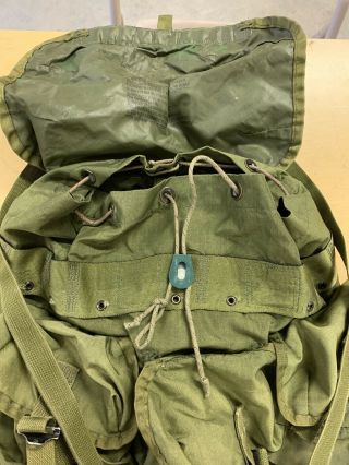 Vintage US Army Field Pack Military Combat Green Nylon Backpack 2
