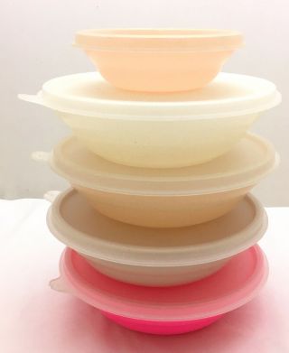 5 Vintage Tupperware Cereal & Berry Bowls 155 Pink White Beige Peach & 5 Seals