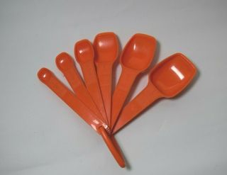 Vintage Tupperware Burnt Orange Set Of 6 Nesting Measuring Spoons W/ Ring